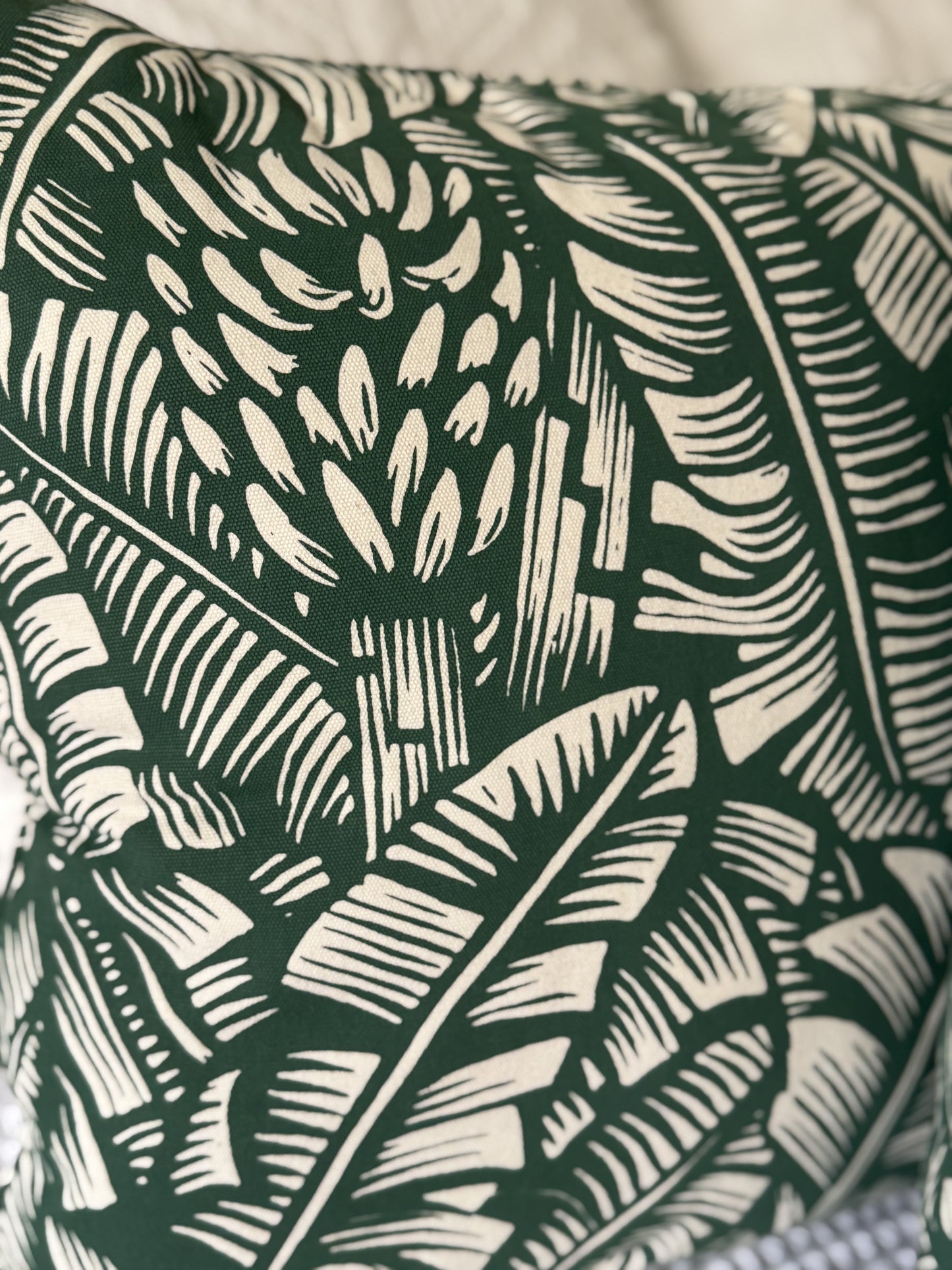 Cushions - Bruce Gould ~ Banana Grove 45/45cm