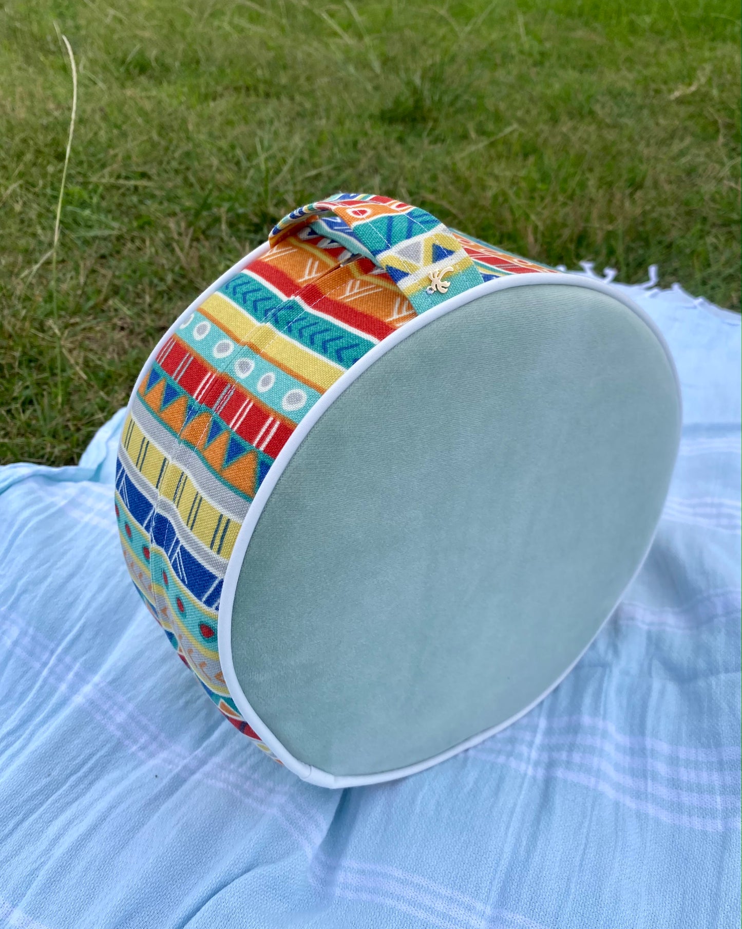 The Roundie Bumster - Aztec Stripe