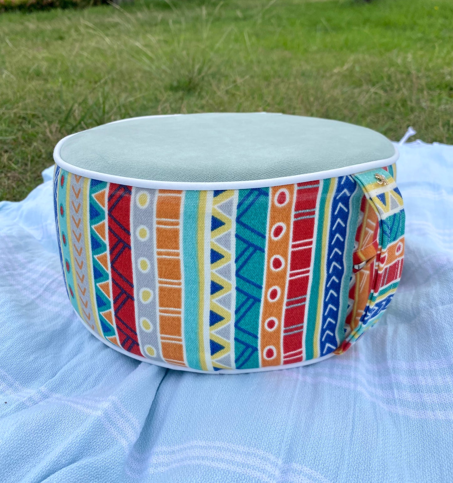 The Roundie Bumster - Aztec Stripe